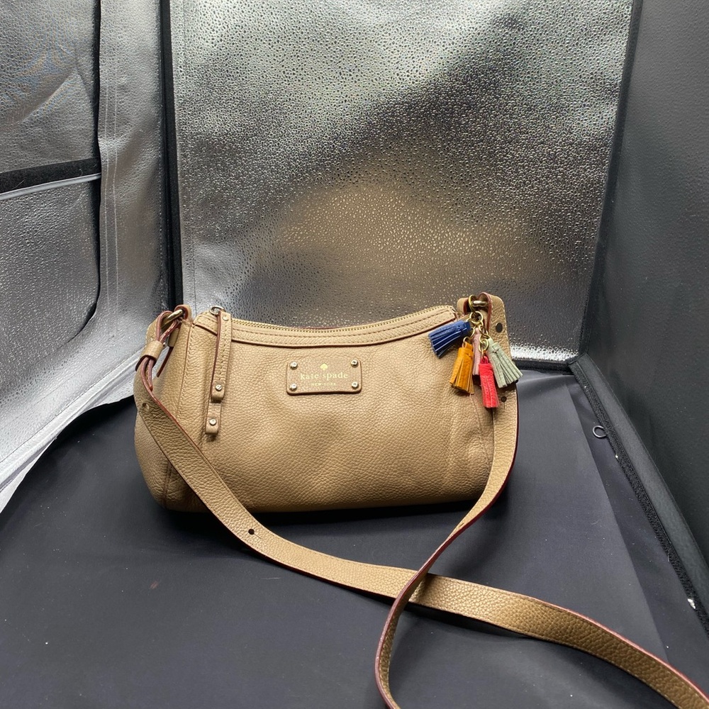 658 Kate Spade mini tan cb/satchel pebble leather EPO